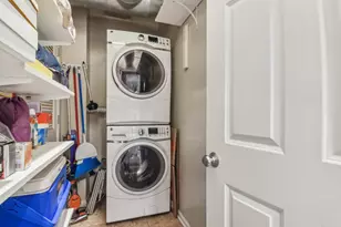 400 W Ontario St, Chicago, IL 60654 - Photo 16