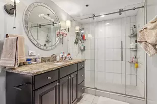 400 W Ontario St, Chicago, IL 60654 - Photo 12