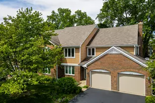 1608 E Clayton Ct, Arlington Heights, IL 60004 - Photo 1