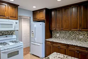 1541 N Kendal Ct, Arlington Heights, IL 60004 - Photo 18