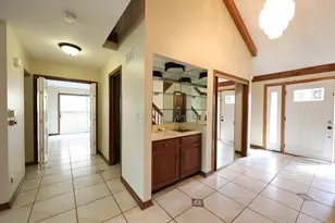 8315 Helen Ct, Downers Grove, IL 60516 - Photo 16