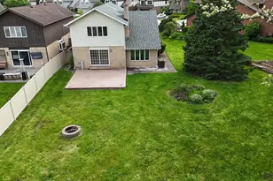 8315 Helen Ct, Downers Grove, IL 60516 - Photo 2