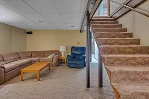 904 Obrien St, Harvard, IL 60033 - Photo 24