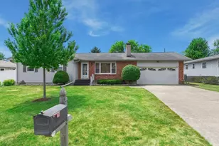 904 Obrien St, Harvard, IL 60033 - Photo 2