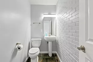 1727 E 74th St, Chicago, IL 60649 - Photo 8