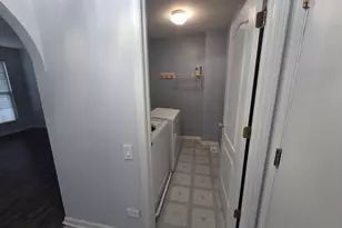 4793 Amber Cir, Hoffman Estates, IL 60192 - Photo 8