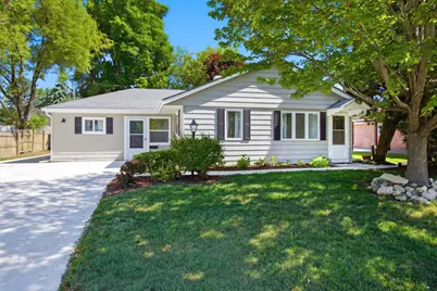 139 Birch Street, Carpentersville, IL 60110 - Photo 1