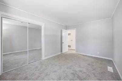 139 Birch Street, Carpentersville, IL 60110 - Photo 10