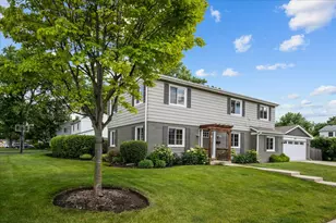 1042 Gordon Terrace, Deerfield, IL 60015 - Photo 2
