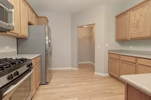 154 River Mist Dr, Oswego, IL 60543 - Photo 6