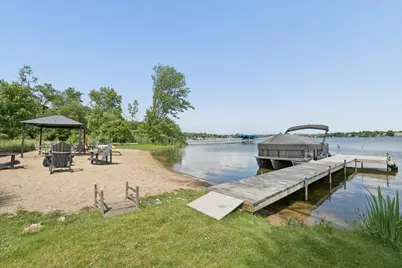 410 Morning Star Lane, Wauconda, IL 60084 - Photo 2