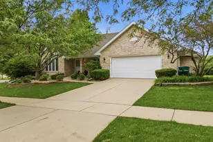 17557 Ryan Ln, Orland Park, IL 60467 - Photo 2
