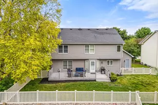 1905 Hampton Ct E, Plainfield, IL 60586 - Photo 2
