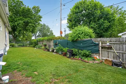 1015 Glenn Drive, North Chicago, IL 60064 - Photo 4