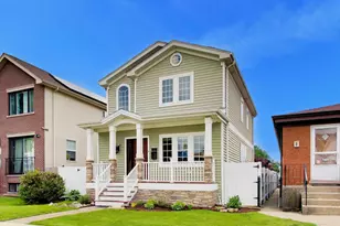 4831 W Winnemac Ave, Chicago, IL 60630 - Photo 2