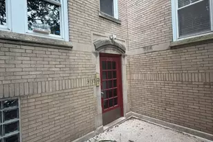 3135 W Leland Ave, Chicago, IL 60625 - Photo 2