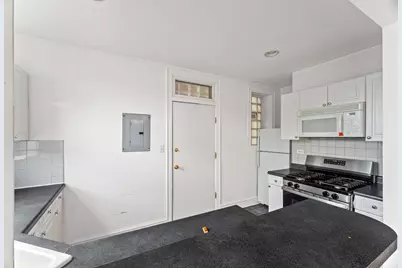 3135 W Leland Avenue #2E, Chicago, IL 60625 - Photo 24