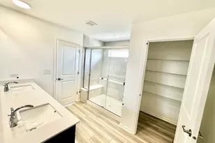 702 W Pt Wy, Oswego, IL 60543 - Photo 24