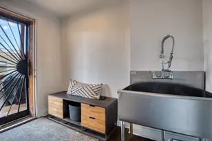 3842 N Sheffield Ave, Chicago, IL 60613 - Photo 26