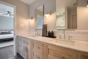3842 N Sheffield Ave, Chicago, IL 60613 - Photo 16