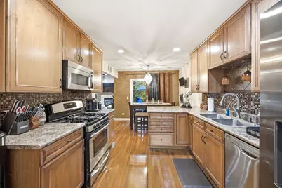 1447 Mackenzie Lane, Elgin, IL 60120 - Photo 4