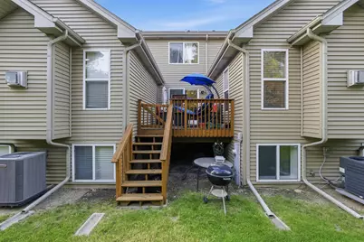 1447 Mackenzie Lane, Elgin, IL 60120 - Photo 32