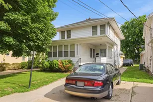 611 Webster St, Ottawa, IL 61350 - Photo 2