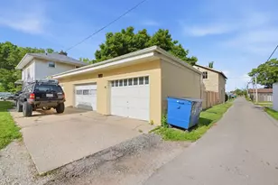 611 Webster St, Ottawa, IL 61350 - Photo 22