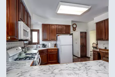 1351 Callen Lane, Des Plaines, IL 60016 - Photo 12