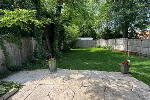 611 Roger Ave, Kenilworth, IL 60043 - Photo 16