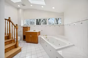 611 Roger Ave, Kenilworth, IL 60043 - Photo 10