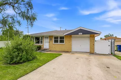 8852 Central Avenue, Oak Lawn, IL 60453 - Photo 2