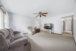 8852 Central Ave, Oak Lawn, IL 60453 - Photo 4