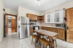 5337 W Berenice Ave, Chicago, IL 60641 - Photo 4