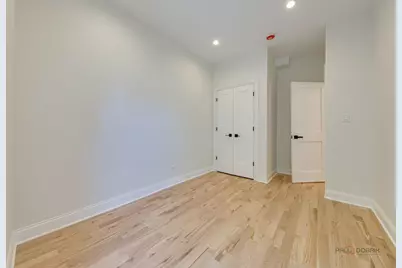 1826 W Farragut Avenue, Chicago, IL 60640 - Photo 24