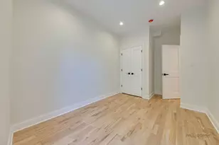 1826 W Farragut Ave, Chicago, IL 60640 - Photo 24