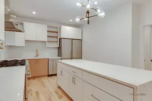 1826 W Farragut Ave, Chicago, IL 60640 - Photo 4
