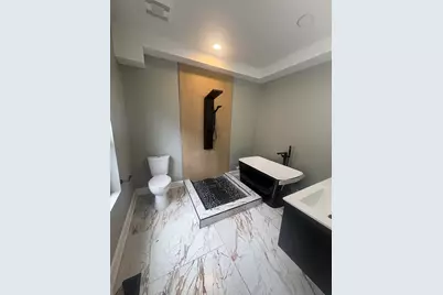 7832 S Vernon Avenue, Chicago, IL 60619 - Photo 8