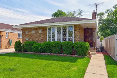 109 Rice Avenue, Bellwood, IL 60104 - Photo 1