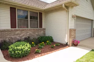 10092 Raindance Dr E, Rochelle, IL 61068 - Photo 4