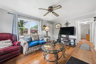 225 Park Dr, Joliet, IL 60436 - Photo 4