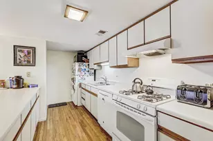 2525 N Sheffield Ave, Chicago, IL 60614 - Photo 16