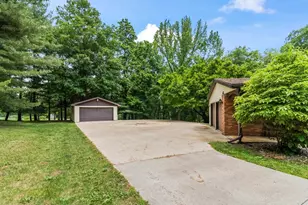 1368 E 16th Rd, Streator, IL 61364 - Photo 14