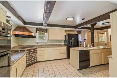 1368 E 16th Road, Streator, IL 61364 - Photo 18