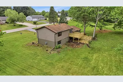 8320 Phyllis Road, Rockford, IL 61108 - Photo 2
