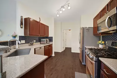 439 Bay Tree Circle, Vernon Hills, IL 60061 - Photo 12