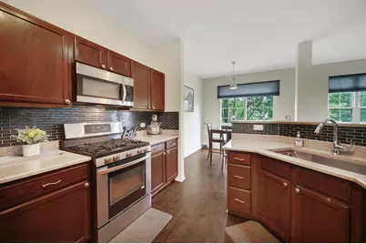 439 Bay Tree Circle, Vernon Hills, IL 60061 - Photo 10