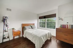 439 Bay Tree Cir, Vernon Hills, IL 60061 - Photo 26