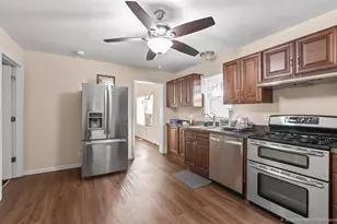 10358 S Torrence Ave, Chicago, IL 60617 - Photo 8