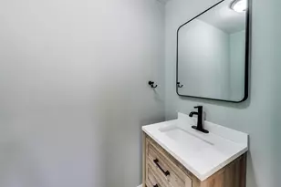2233 W Armitage Ave, Chicago, IL 60647 - Photo 8